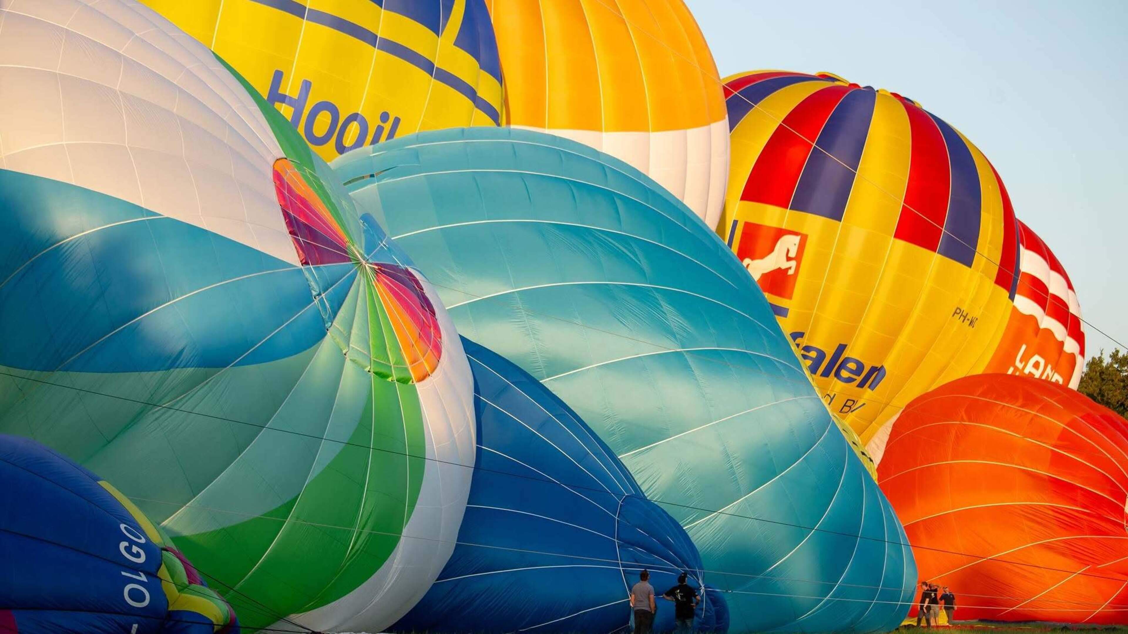Geen ballonvaarten op tweede dag Balloonfair Staphorst, wegens te harde wind